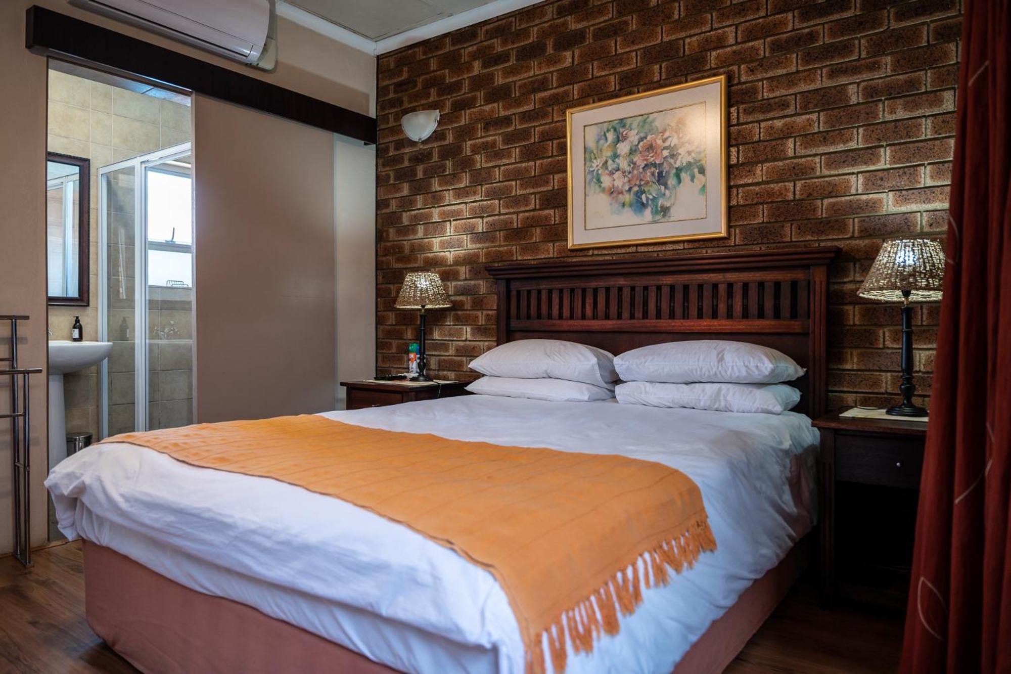 Asante Guest House Vanderbijlpark Extérieur photo