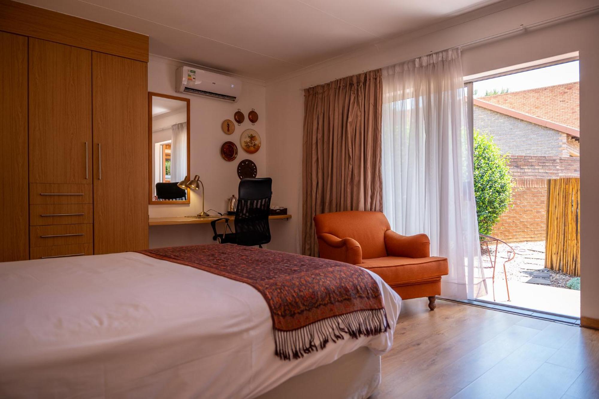 Asante Guest House Vanderbijlpark Extérieur photo