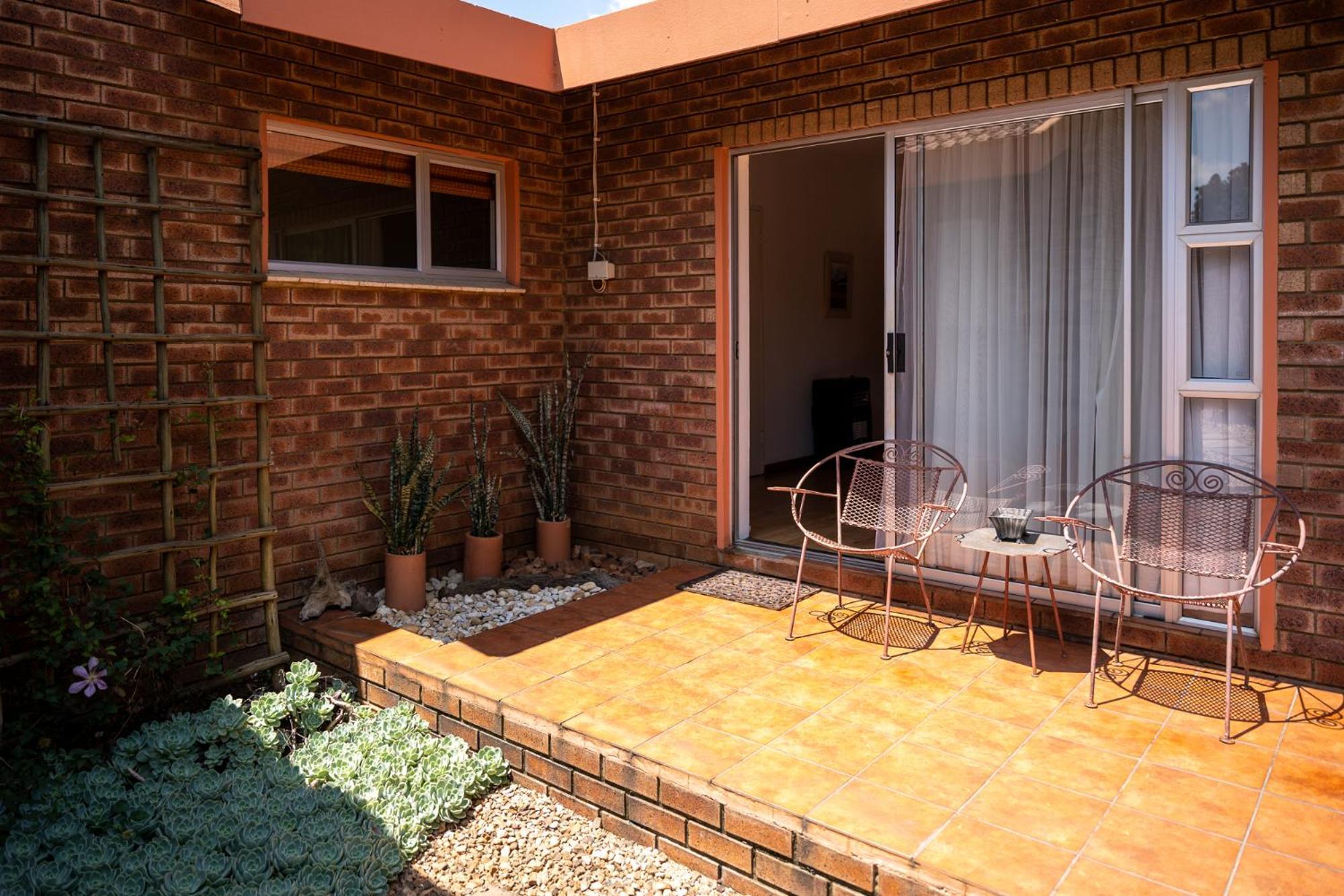 Asante Guest House Vanderbijlpark Extérieur photo
