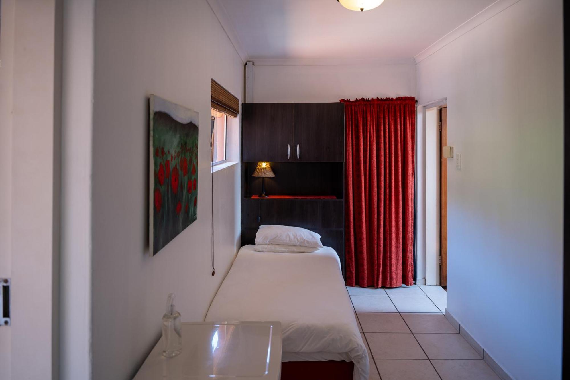 Asante Guest House Vanderbijlpark Extérieur photo